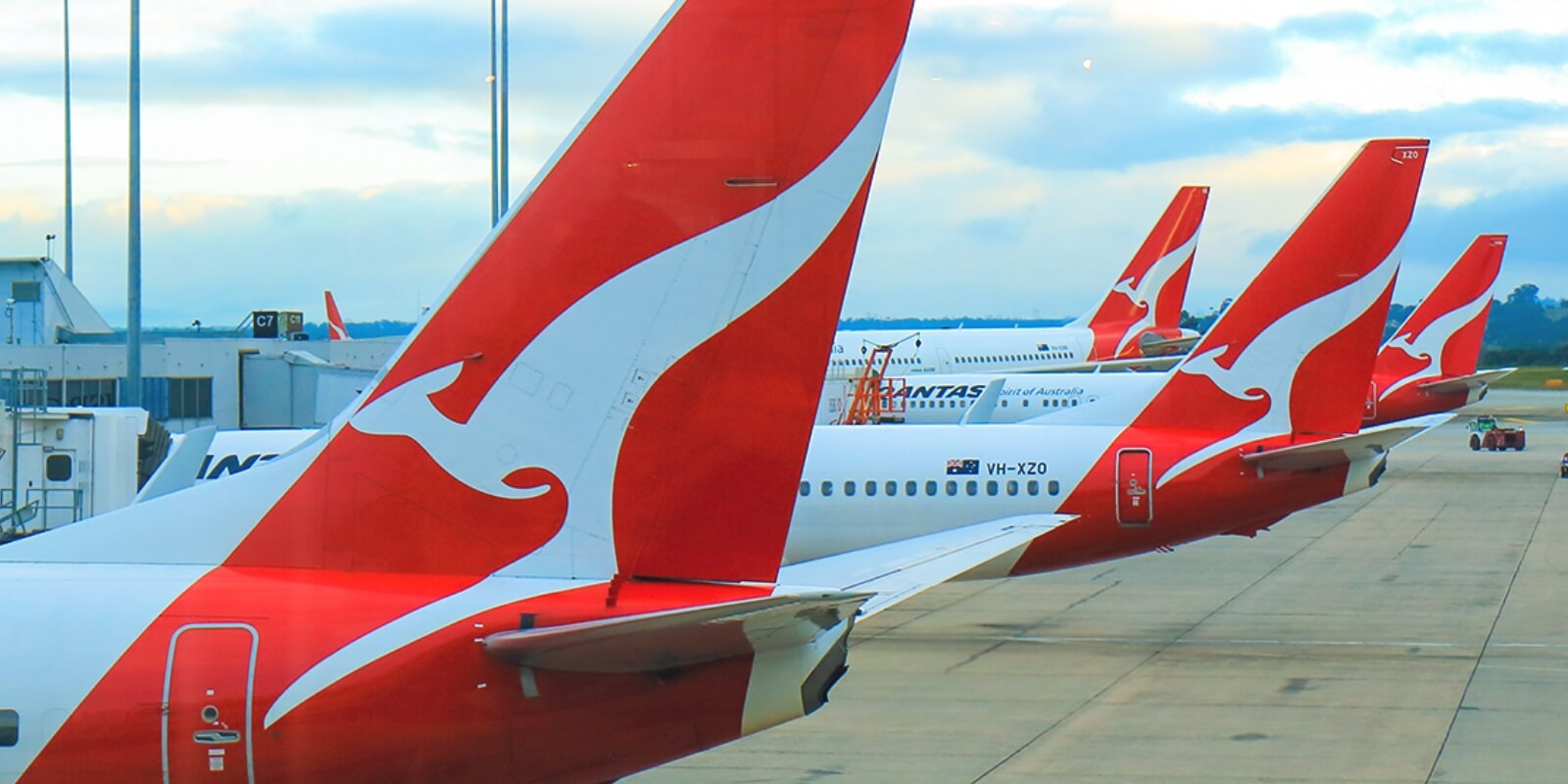 Qantas Logo Design