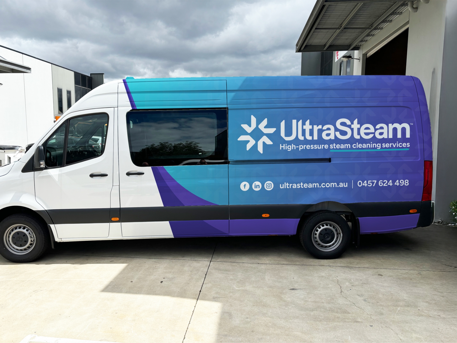 Ultra Steam 2 Van Wrap